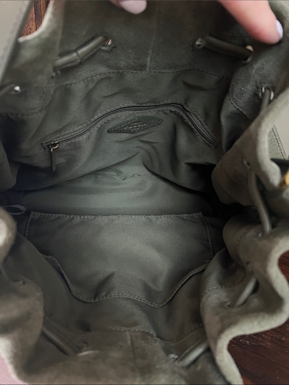 FOSSIL COOPER Leather Drawstring Bucket Bag - Picture 4 of 5